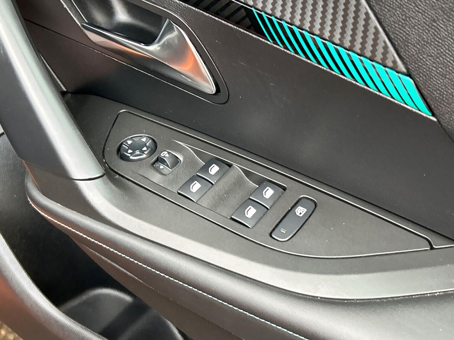 Used Peugeot 2008 2021 for sale - 77489454: Photo 21