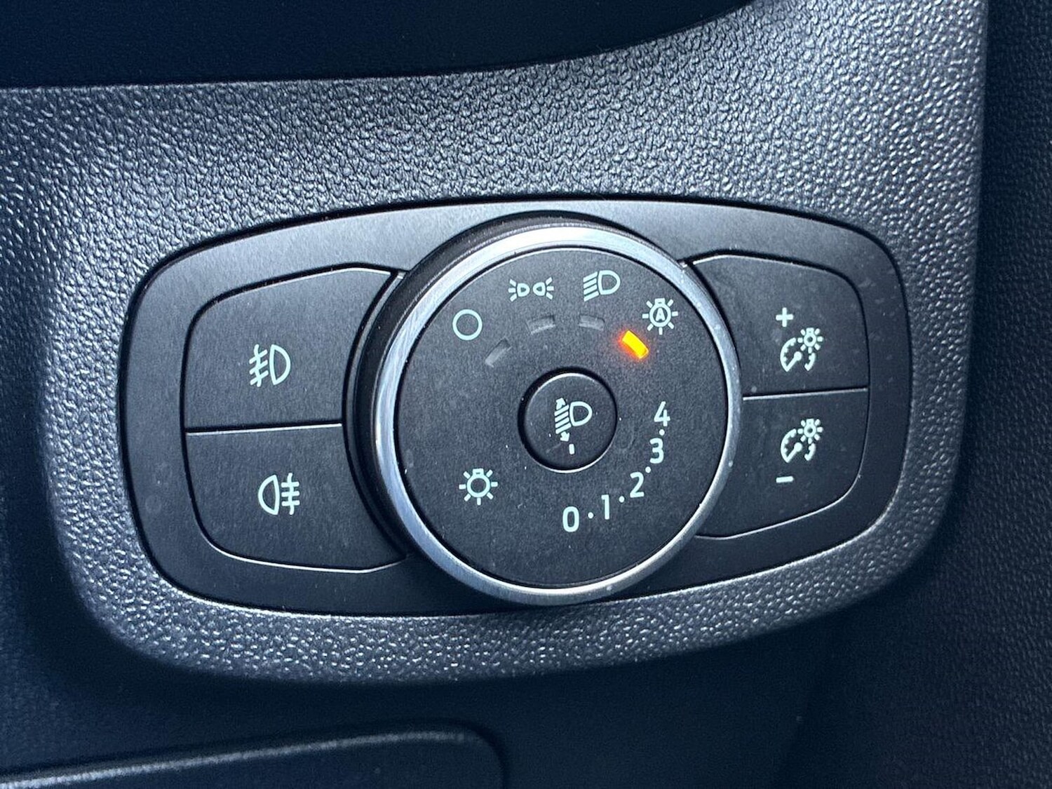 Used Ford Fiesta 2020 for sale - 78194624: Photo 24