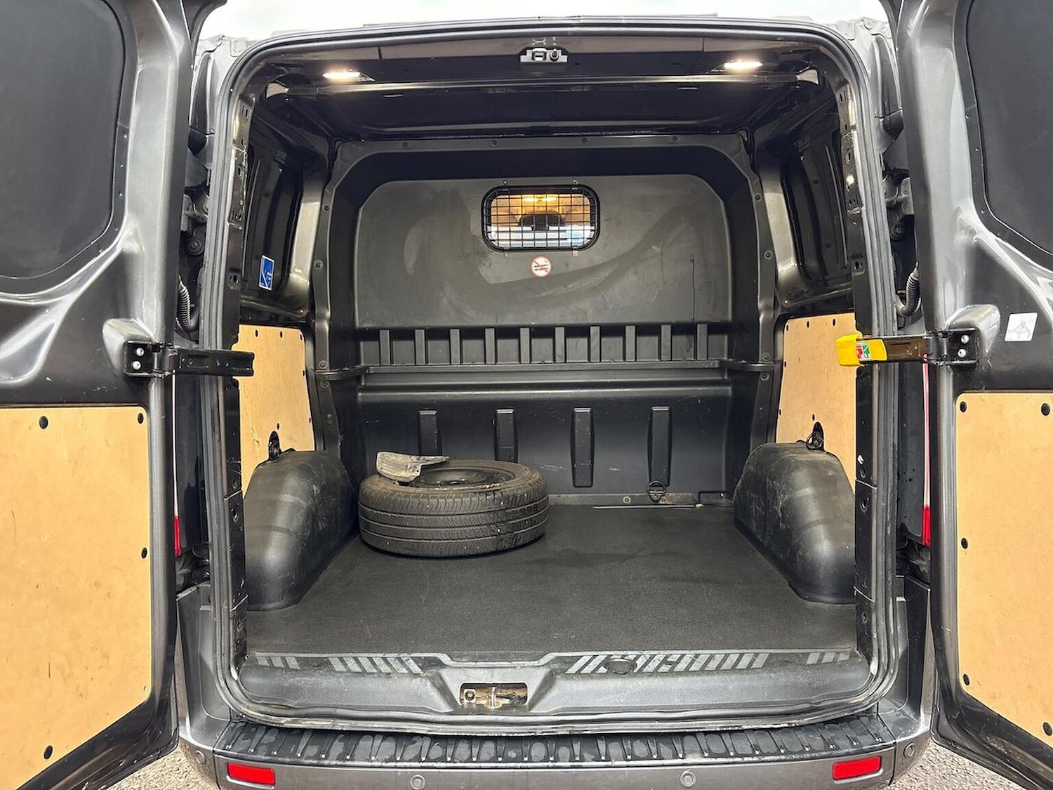 Used Ford Transit Custom 2022 for sale - 76735522: Photo 17