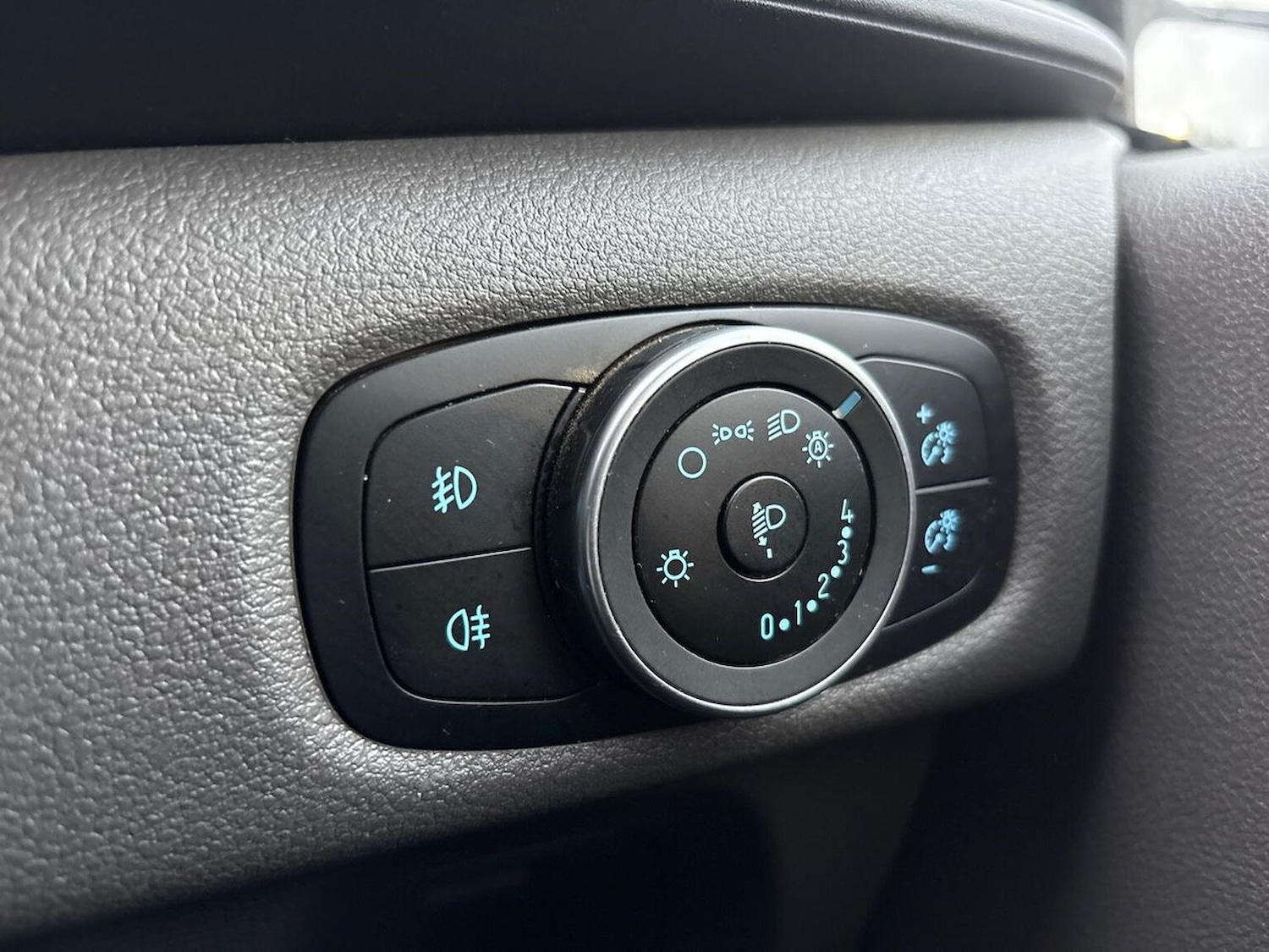 Used Ford Transit Custom 2022 for sale - 76735522: Photo 22