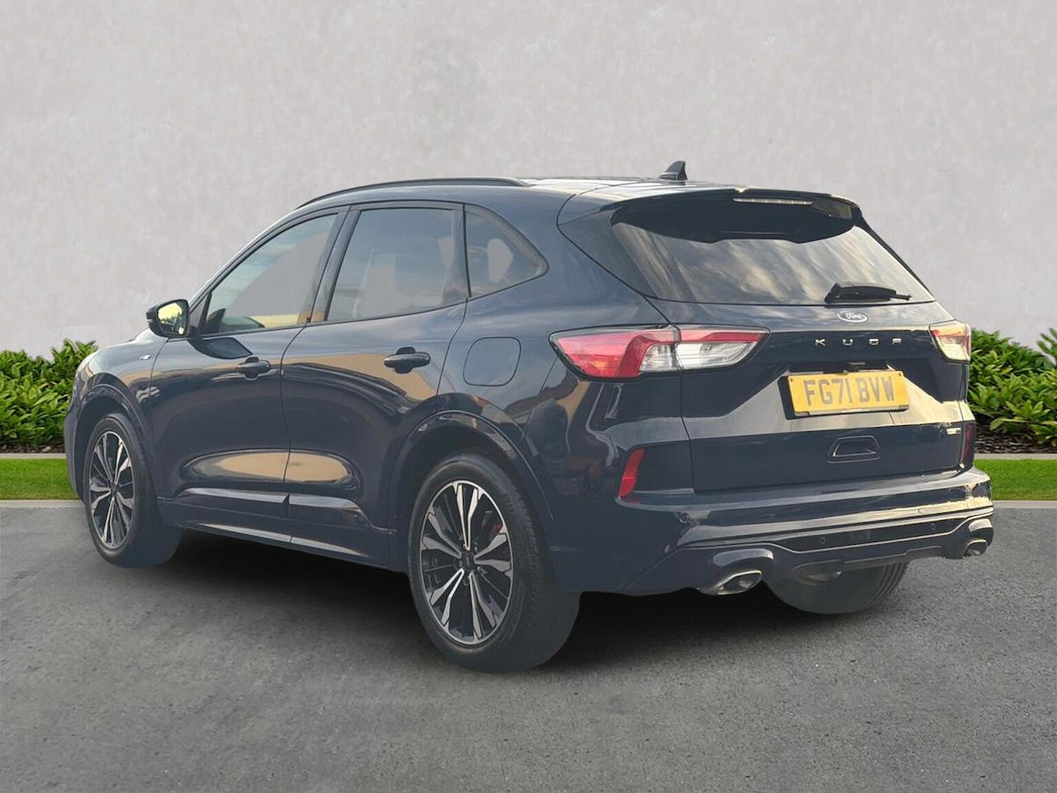 Used Ford Kuga 2021 for sale - 77028075: Photo 2