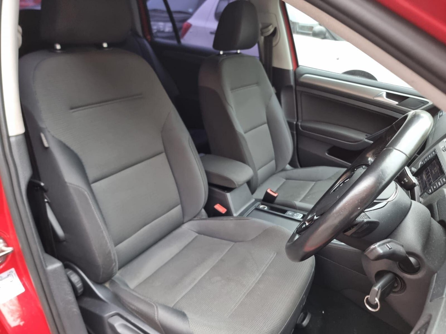 Used Volkswagen Golf 2014 for sale - 77120221: Photo 9