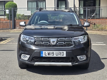 Used Dacia Sandero Stepway 2019 for sale - 79469241: Photo