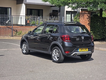 Used Dacia Sandero Stepway 2019 for sale - 79469241: Photo