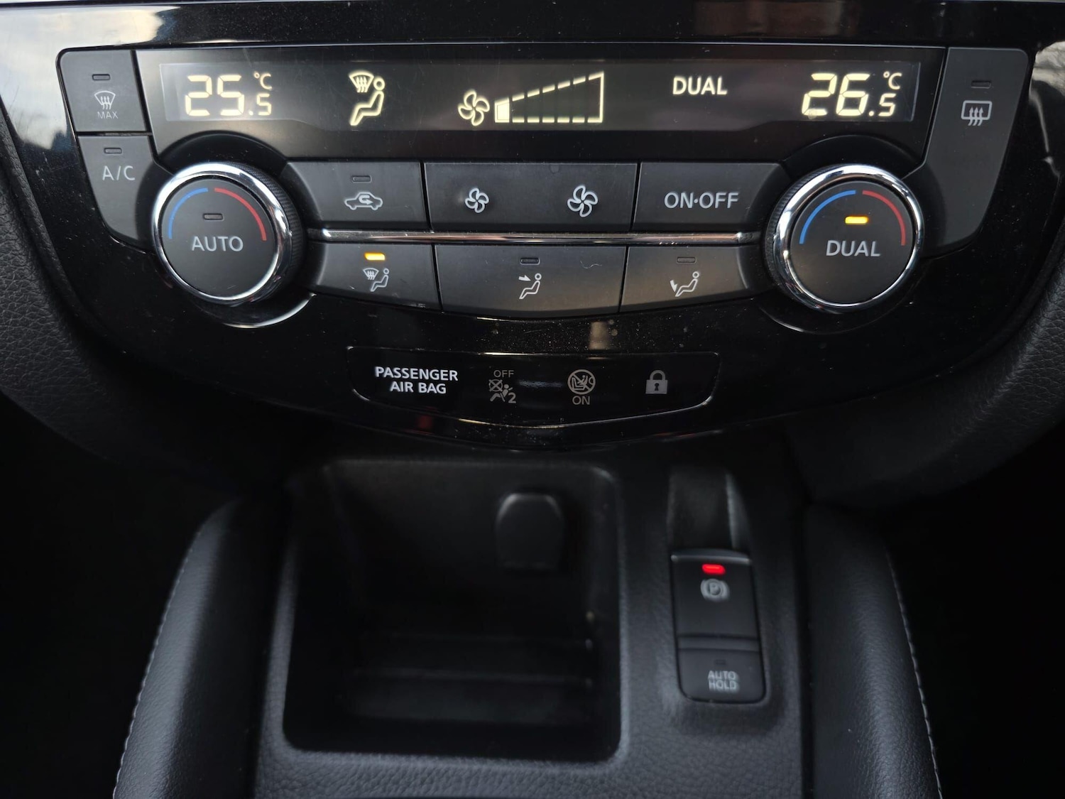 Used Nissan Qashqai 2018 for sale - 76936006: Photo 10