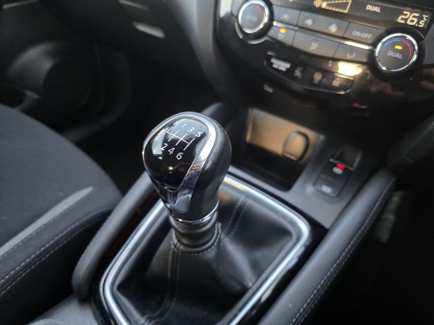 Used Nissan Qashqai 2018 for sale - 76936006: Photo 25