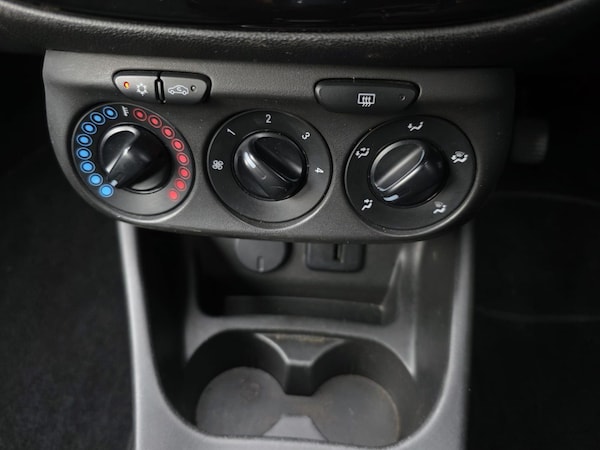 Used Vauxhall Corsa 2016 for sale - 76108459: Photo 11