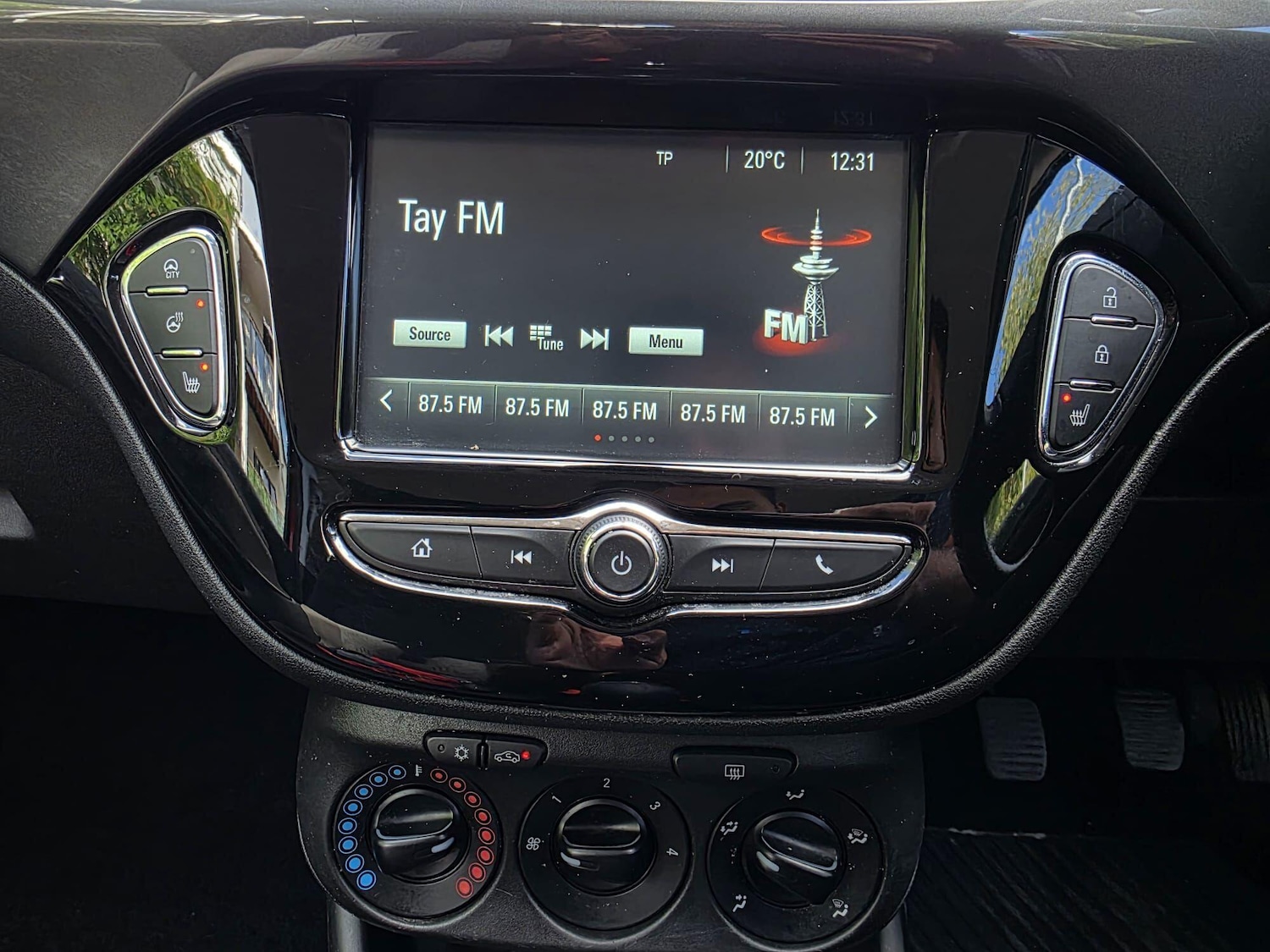 Used Vauxhall Corsa 2018 for sale - 77270623: Photo 11