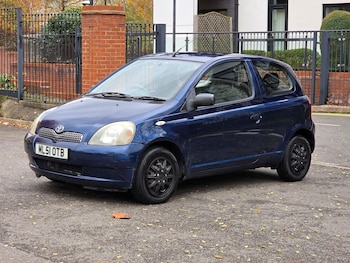 Used Toyota Yaris 2001 for sale - 76498896: Photo