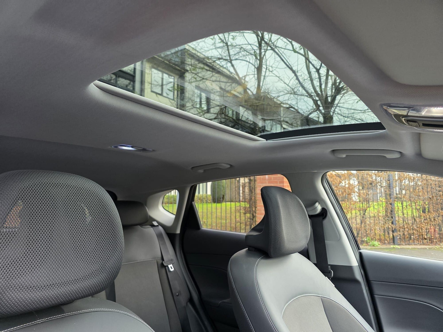 Used Hyundai KONA 2023 for sale - 76839390: Photo 12