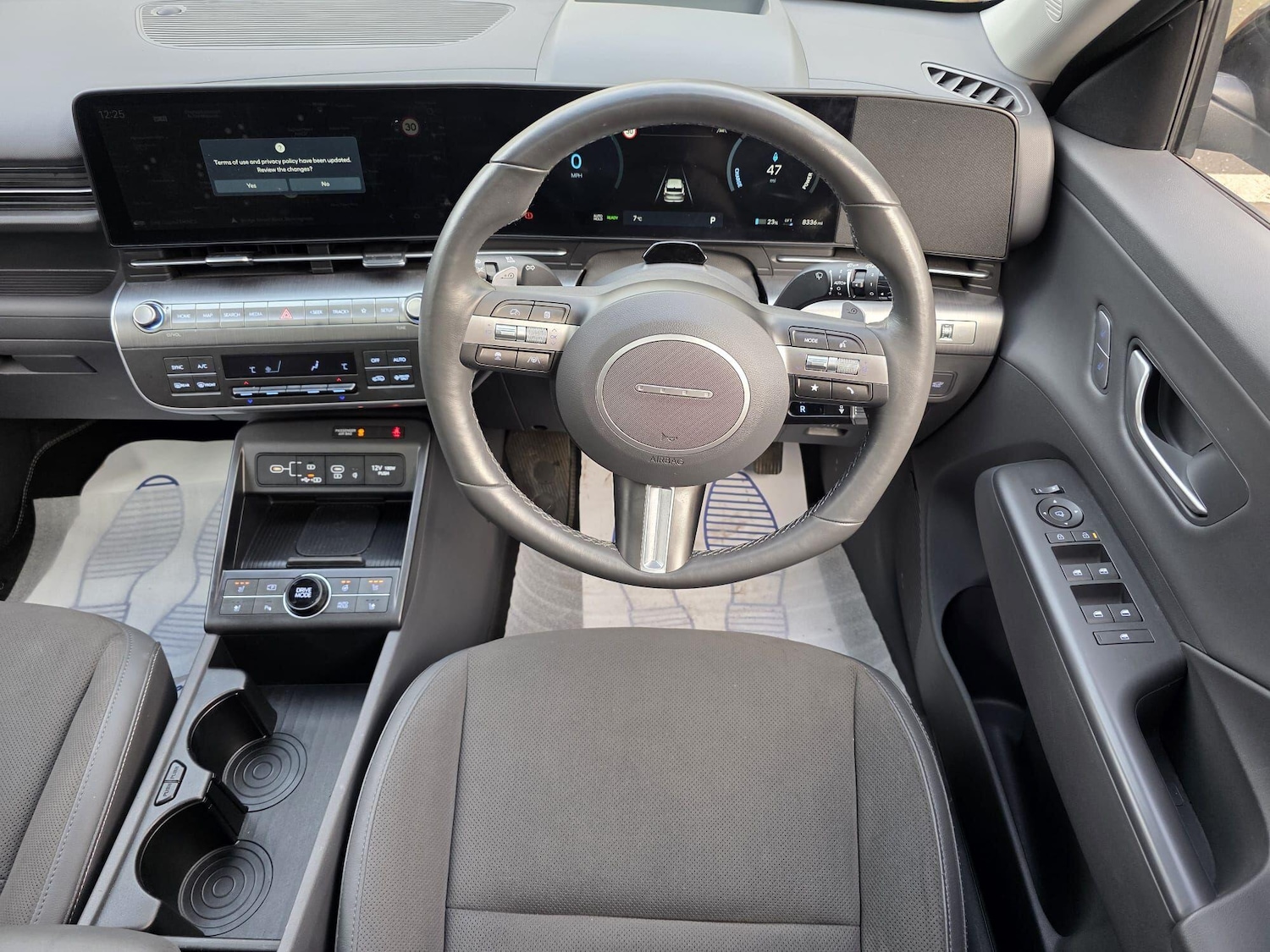 Used Hyundai KONA 2023 for sale - 76839390: Photo 14