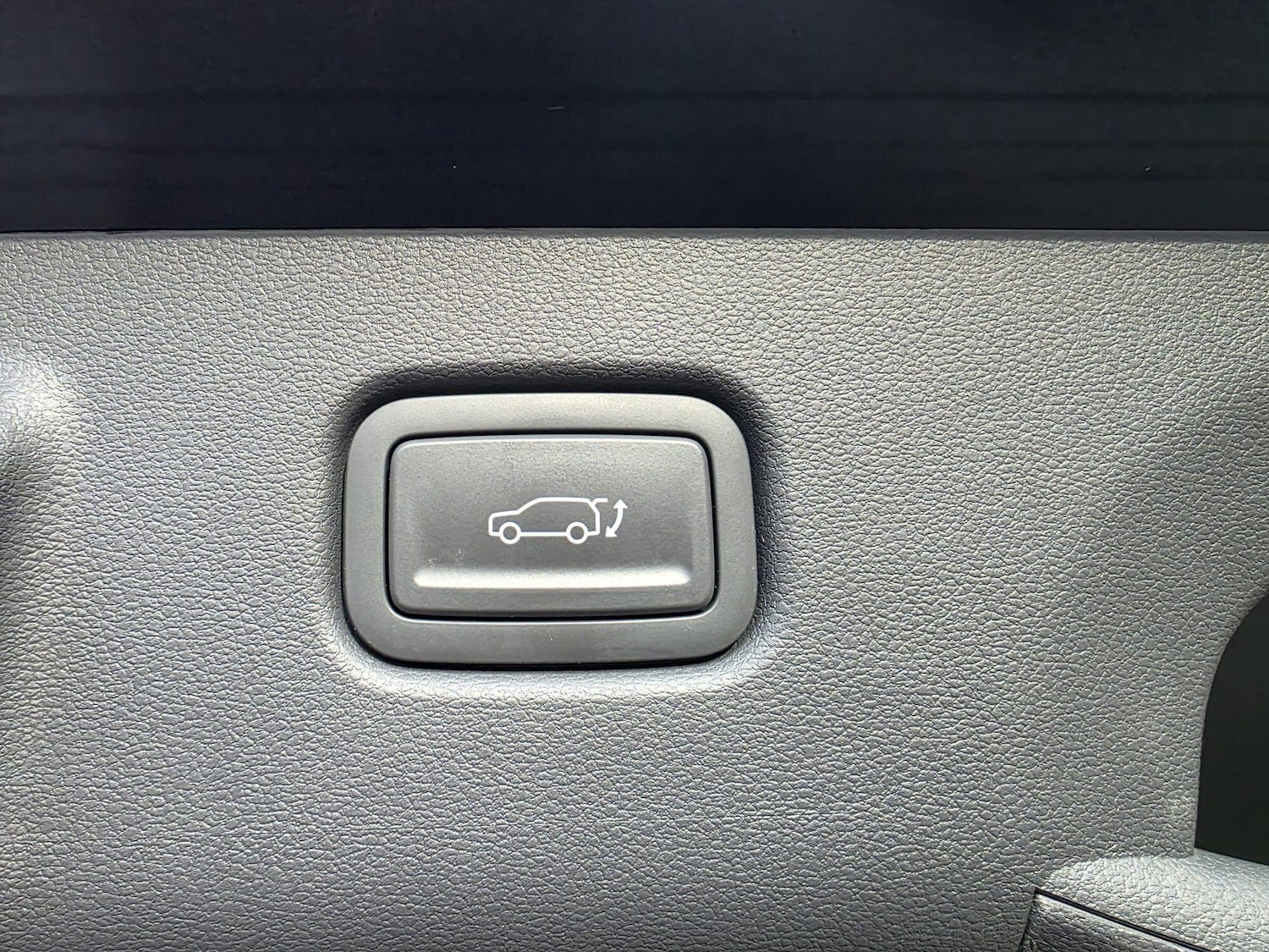 Used Hyundai KONA 2023 for sale - 76839390: Photo 8