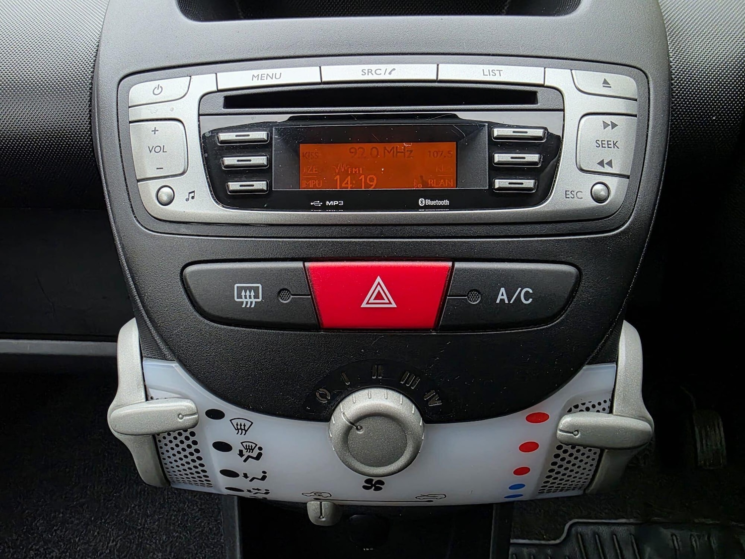 Used Toyota AYGO 2013 for sale - 77270637: Photo 13