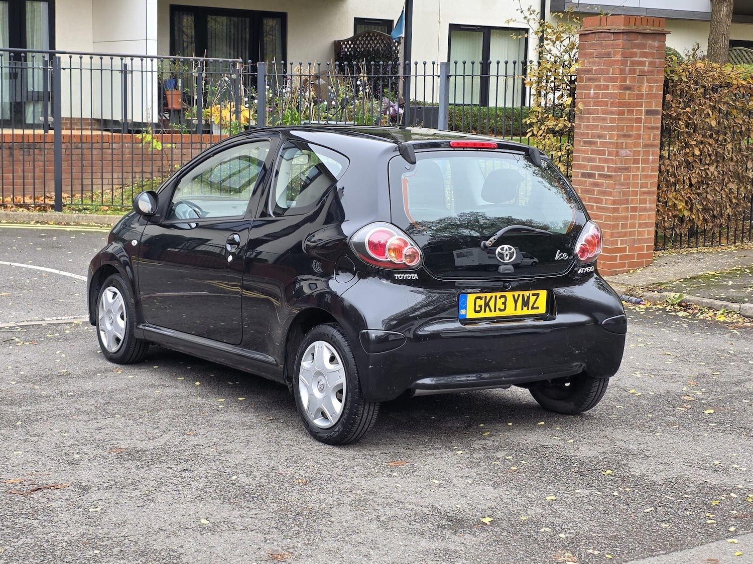 Used Toyota AYGO 2013 for sale - 77270637: Photo 4