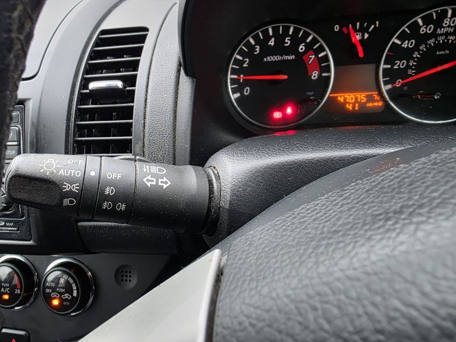 Used Nissan Note 2013 for sale - 77270668: Photo 25