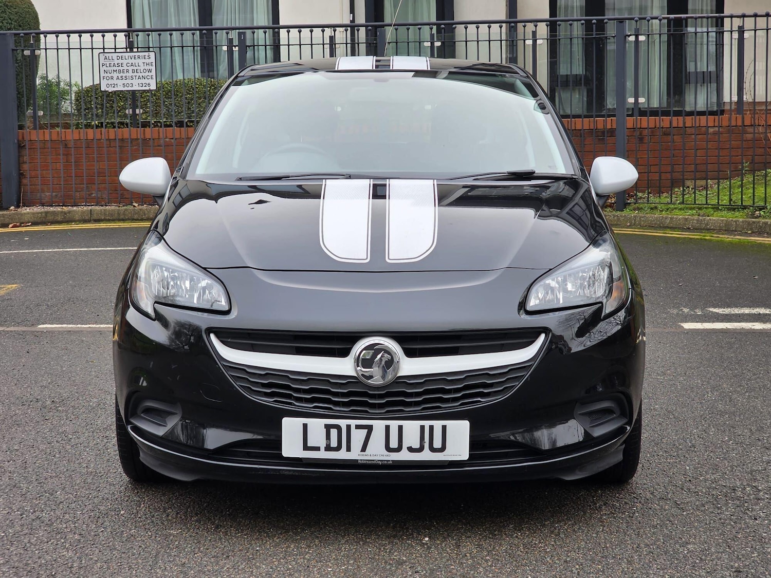 Used Vauxhall Corsa 2017 for sale - 77270640: Photo 2