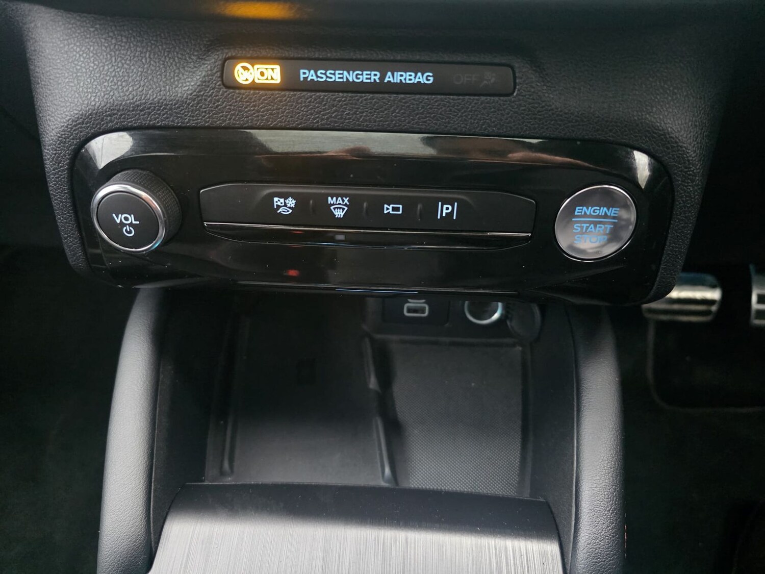 Used Ford Kuga 2024 for sale - 77499818: Photo 32