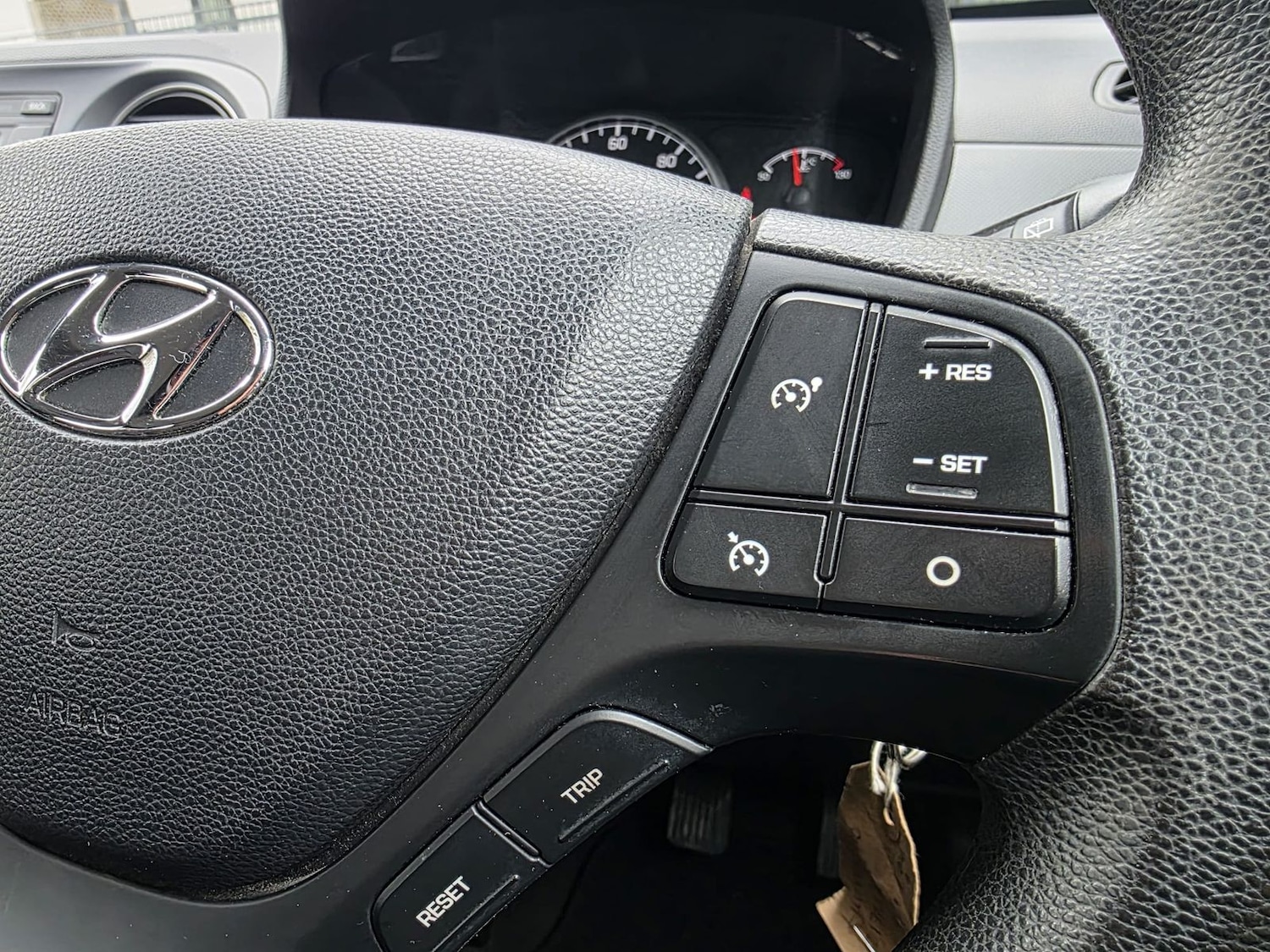 Used Hyundai i10 2017 for sale - 78103148: Photo 21