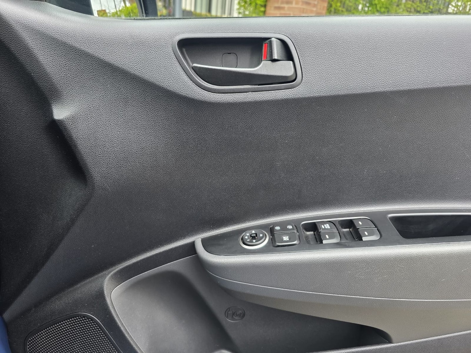 Used Hyundai i10 2017 for sale - 78103148: Photo 24