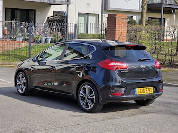 Used Kia Ceed 2016 for sale - 77927545: Photo
