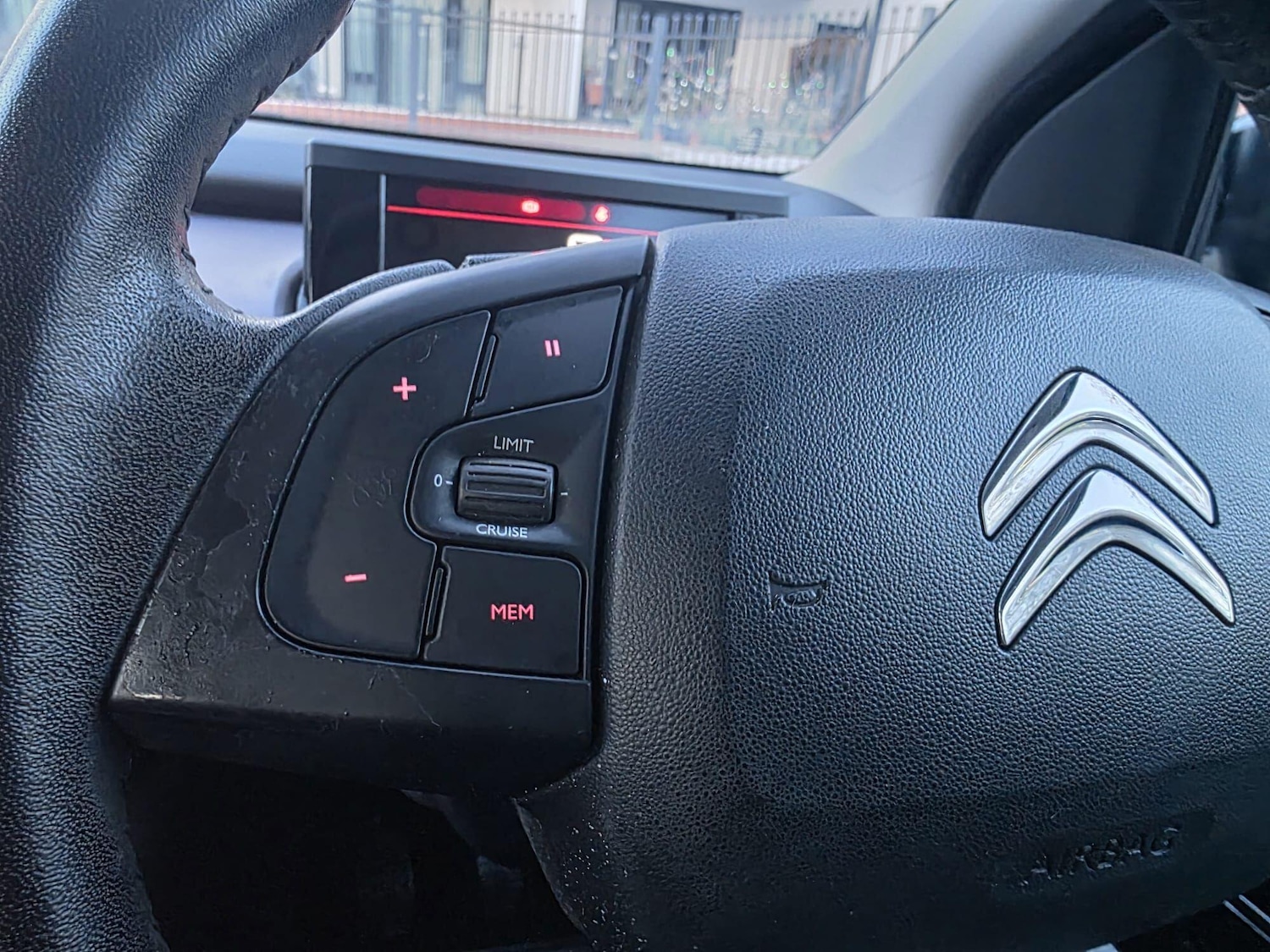 Used Citroen C4 Cactus 2018 for sale - 77162787: Photo 10