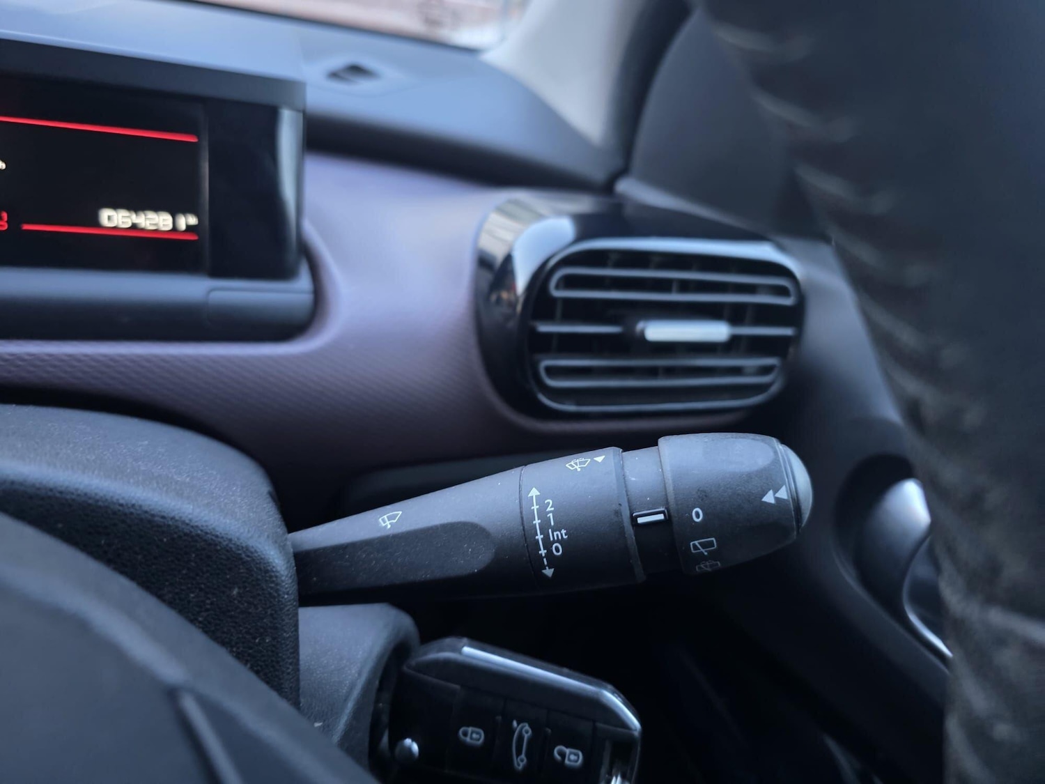 Used Citroen C4 Cactus 2018 for sale - 77162787: Photo 8