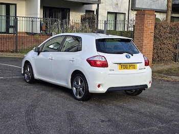 Used Toyota Auris 2011 for sale - 76572724: Photo