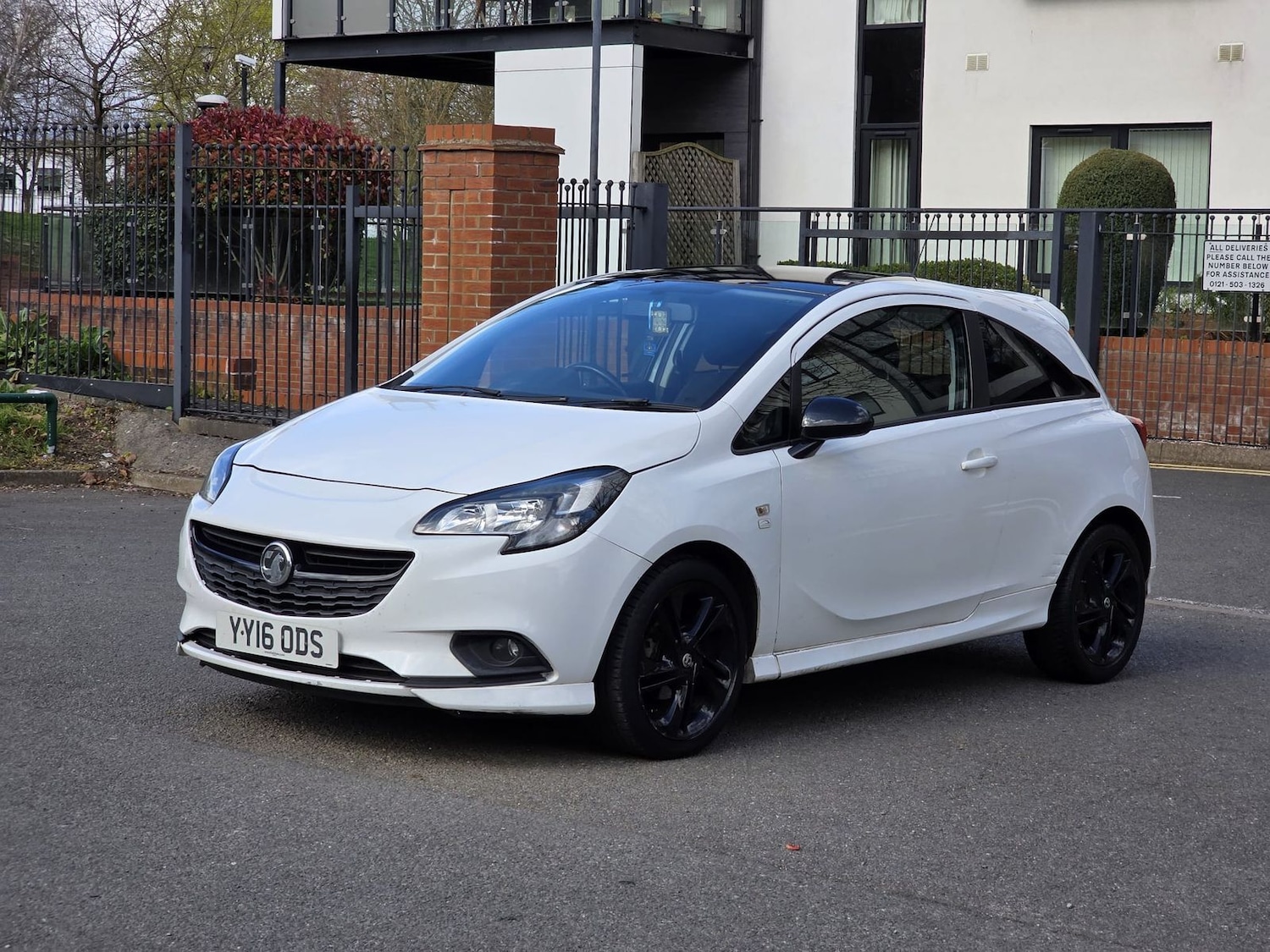 Used Vauxhall Corsa 2016 for sale - 78149995: Photo 3