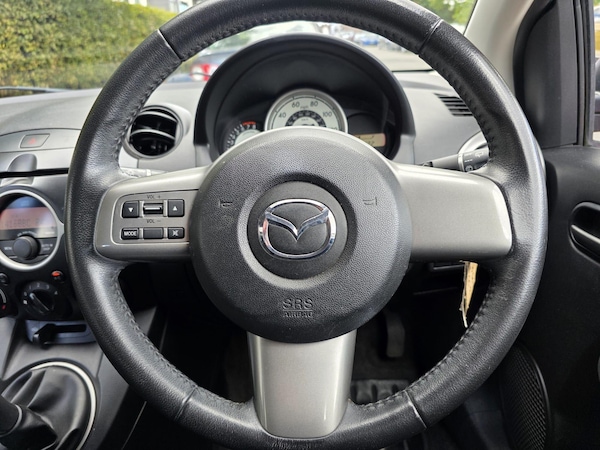 Used Mazda Mazda2 2010 for sale - 76071694: Photo 17