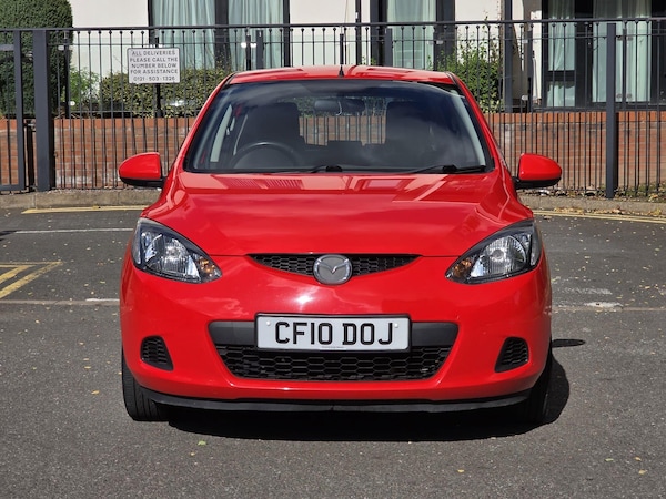 Used Mazda Mazda2 2010 for sale - 76071694: Photo 2