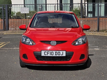 Used Mazda Mazda2 2010 for sale - 76071694: Photo 2