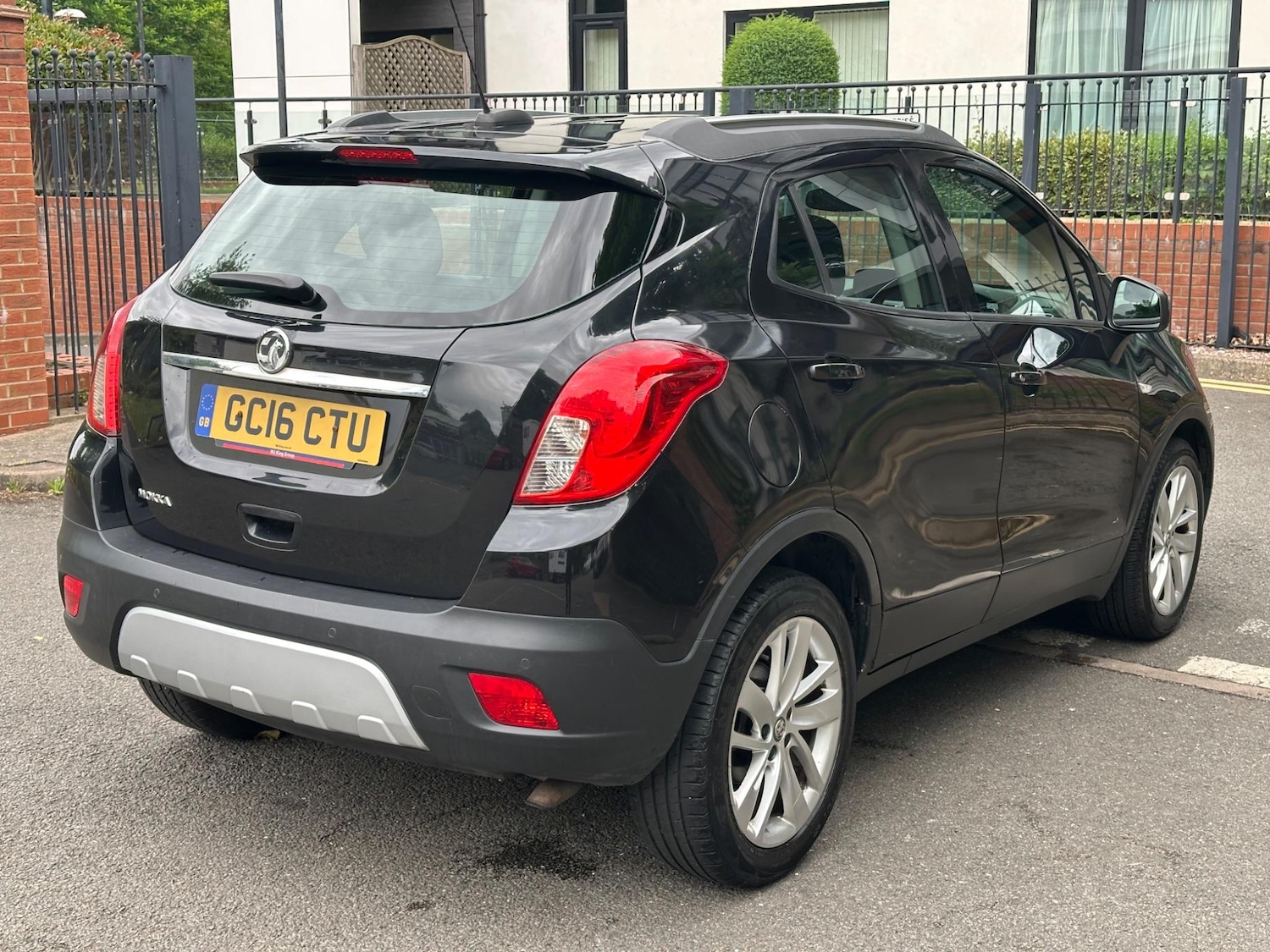 Vehicle 21