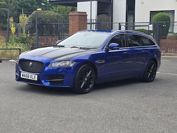 Used Jaguar XF 2018 for sale - 79051155: Photo