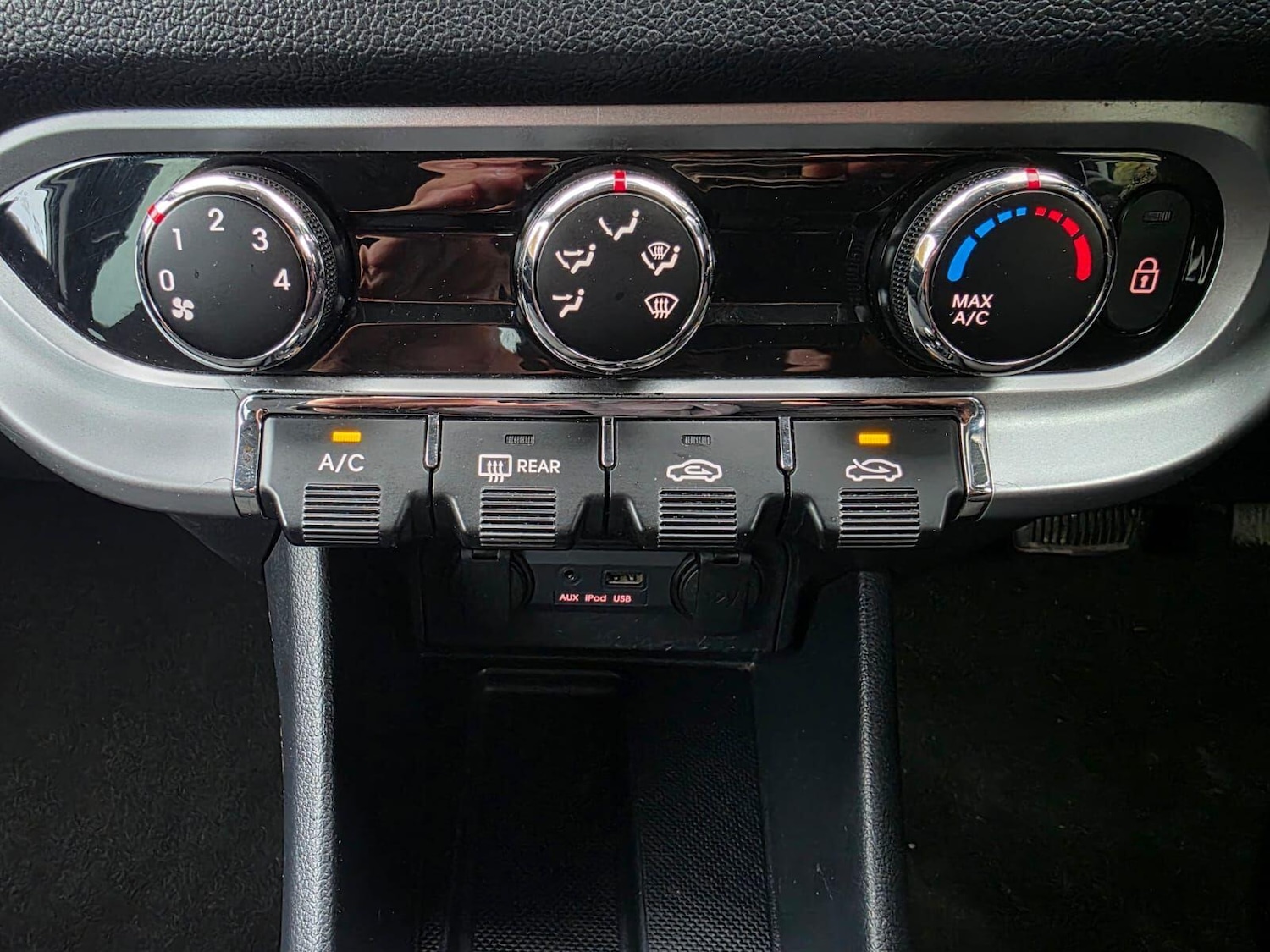 Used Kia Rio 2013 for sale - 76989835: Photo 11