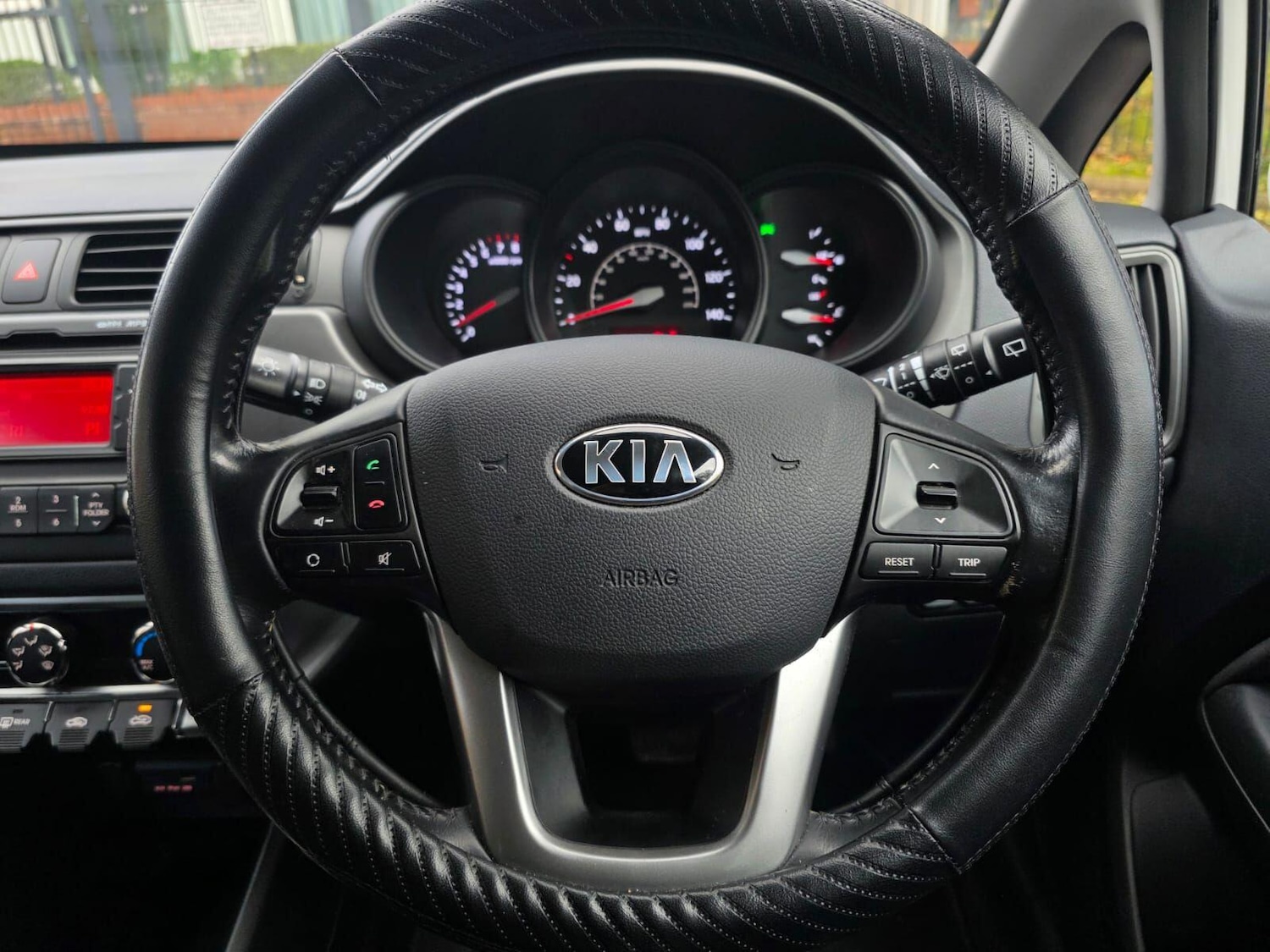Used Kia Rio 2013 for sale - 76989835: Photo 16