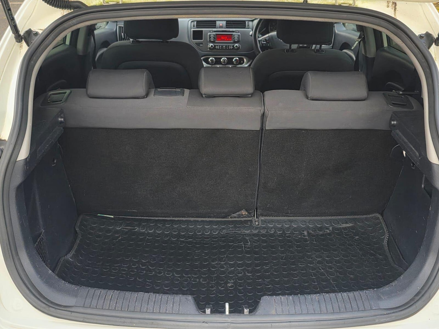 Used Kia Rio 2013 for sale - 76989835: Photo 7