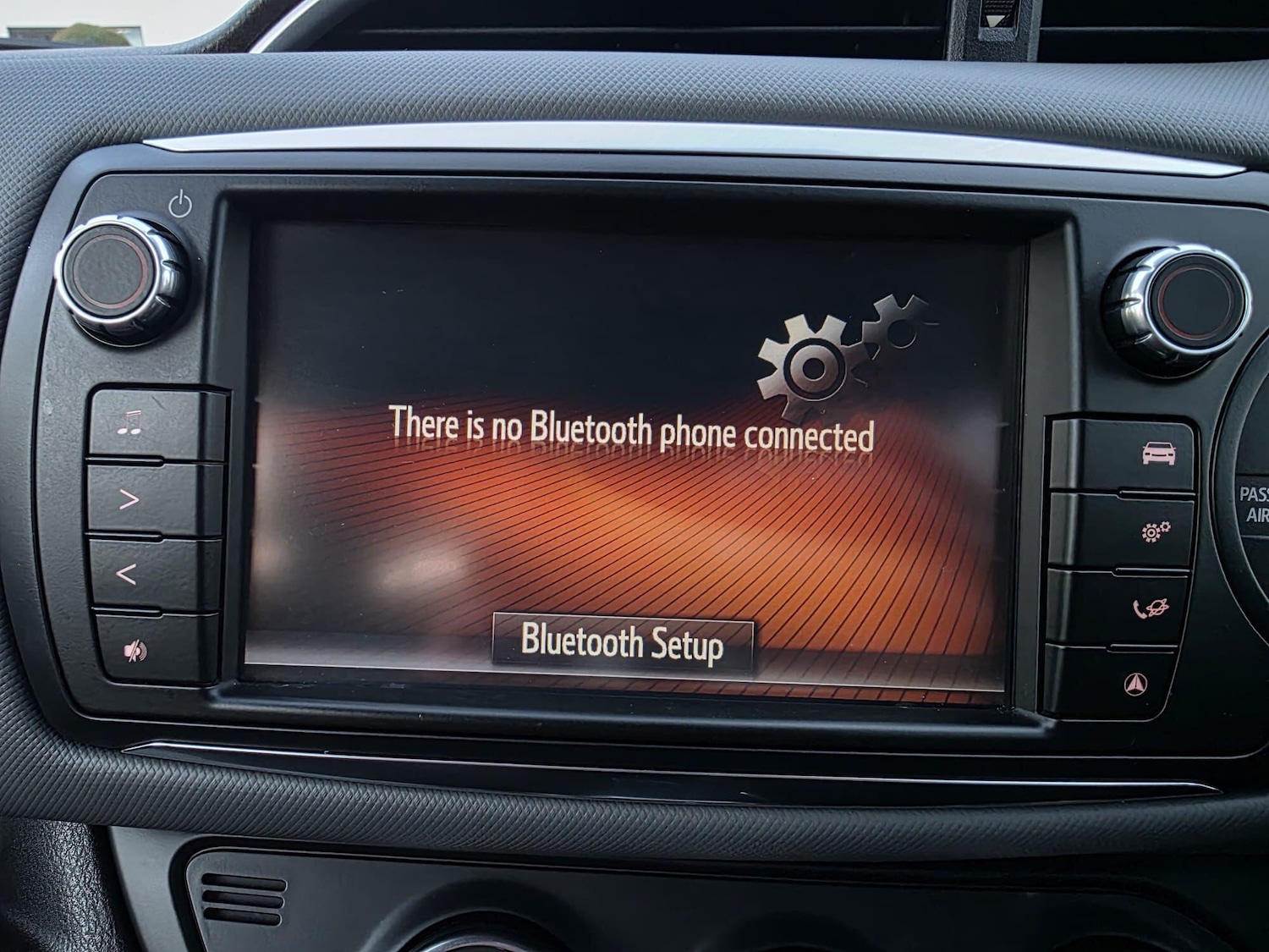 Used Toyota Yaris 2014 for sale - 77097659: Photo 20