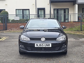Used Volkswagen Golf 2015 for sale - 76457691: Photo