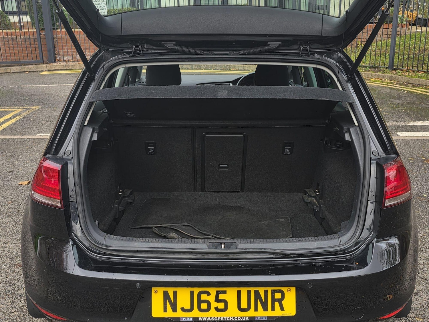 Used Volkswagen Golf 2015 for sale - 76457691: Photo 7