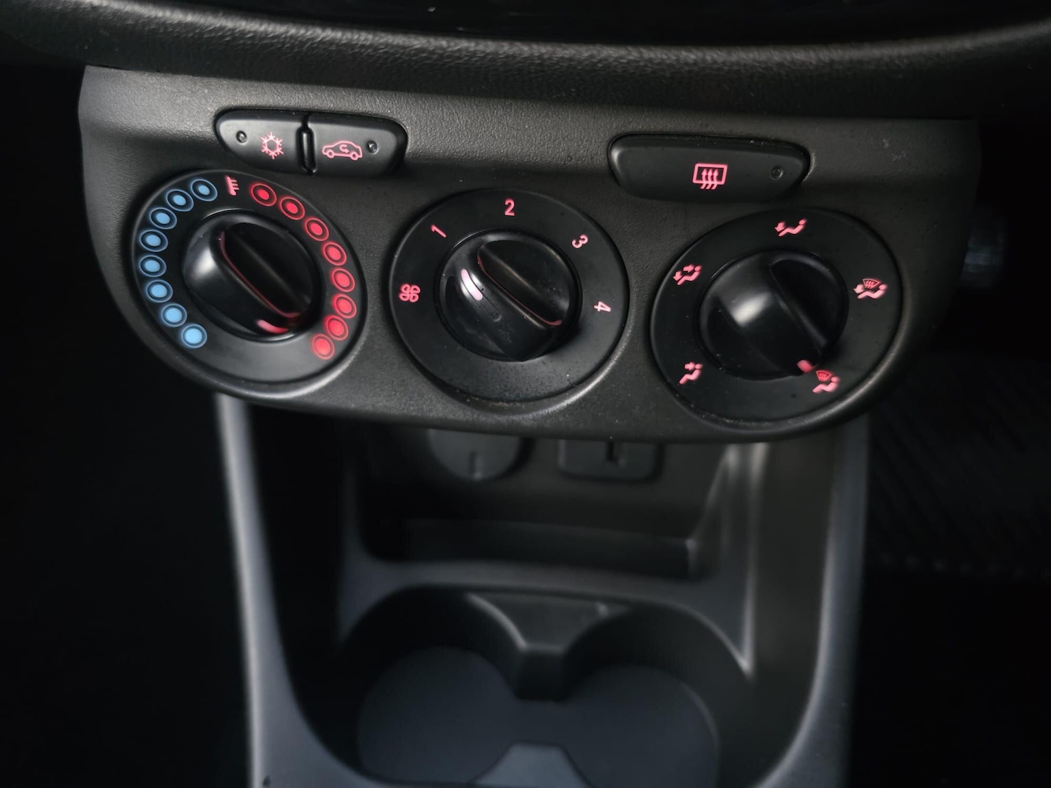 Used Vauxhall Corsa 2017 for sale - 76780832: Photo 14