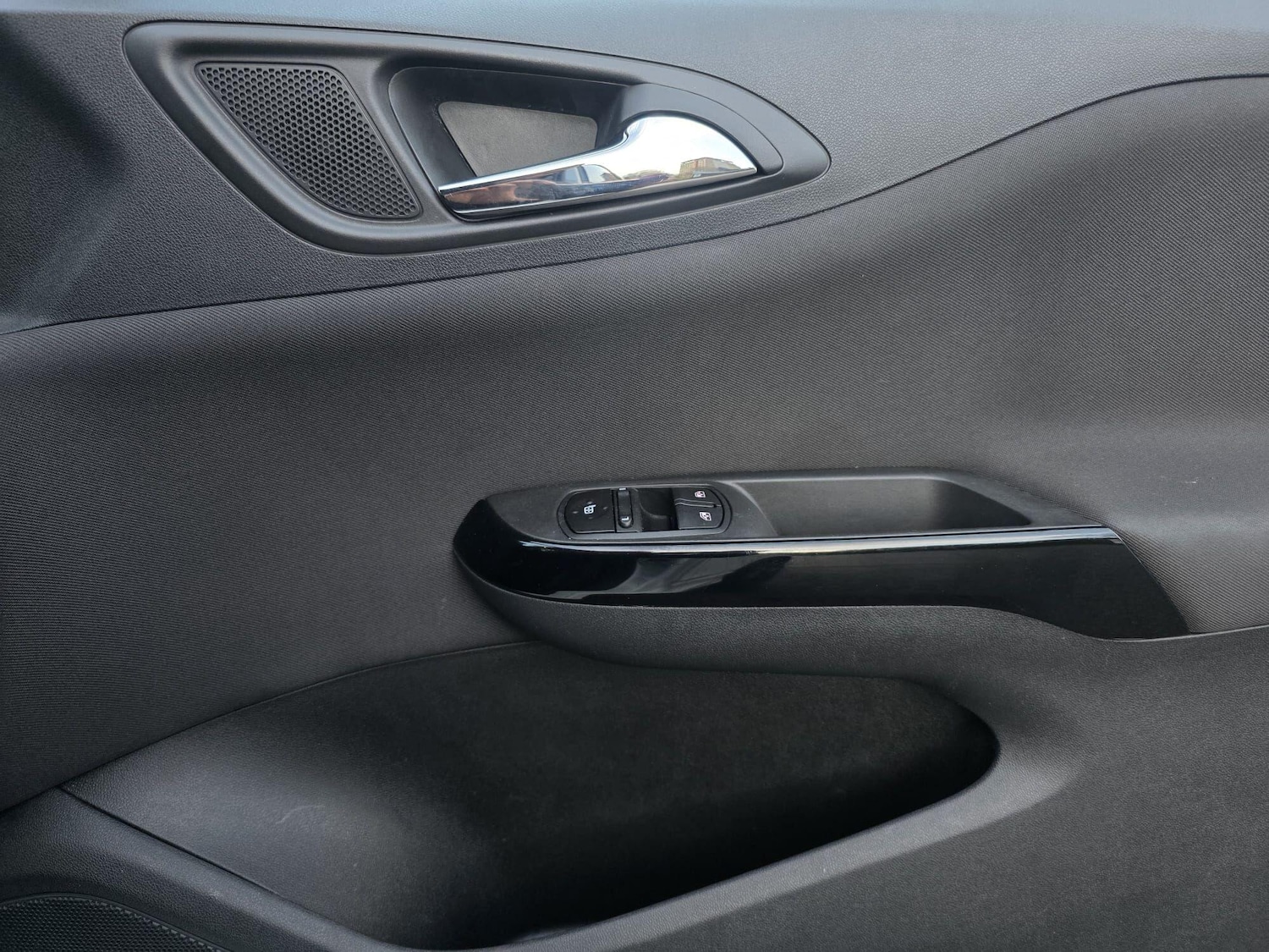 Used Vauxhall Corsa 2017 for sale - 76780832: Photo 25