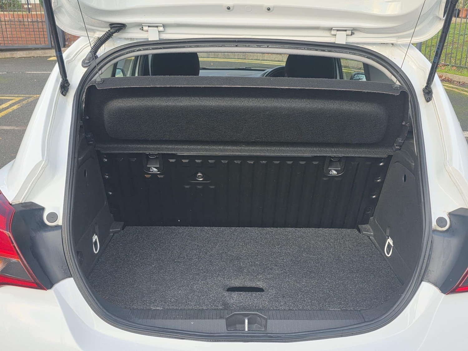 Used Vauxhall Corsa 2017 for sale - 76780832: Photo 7