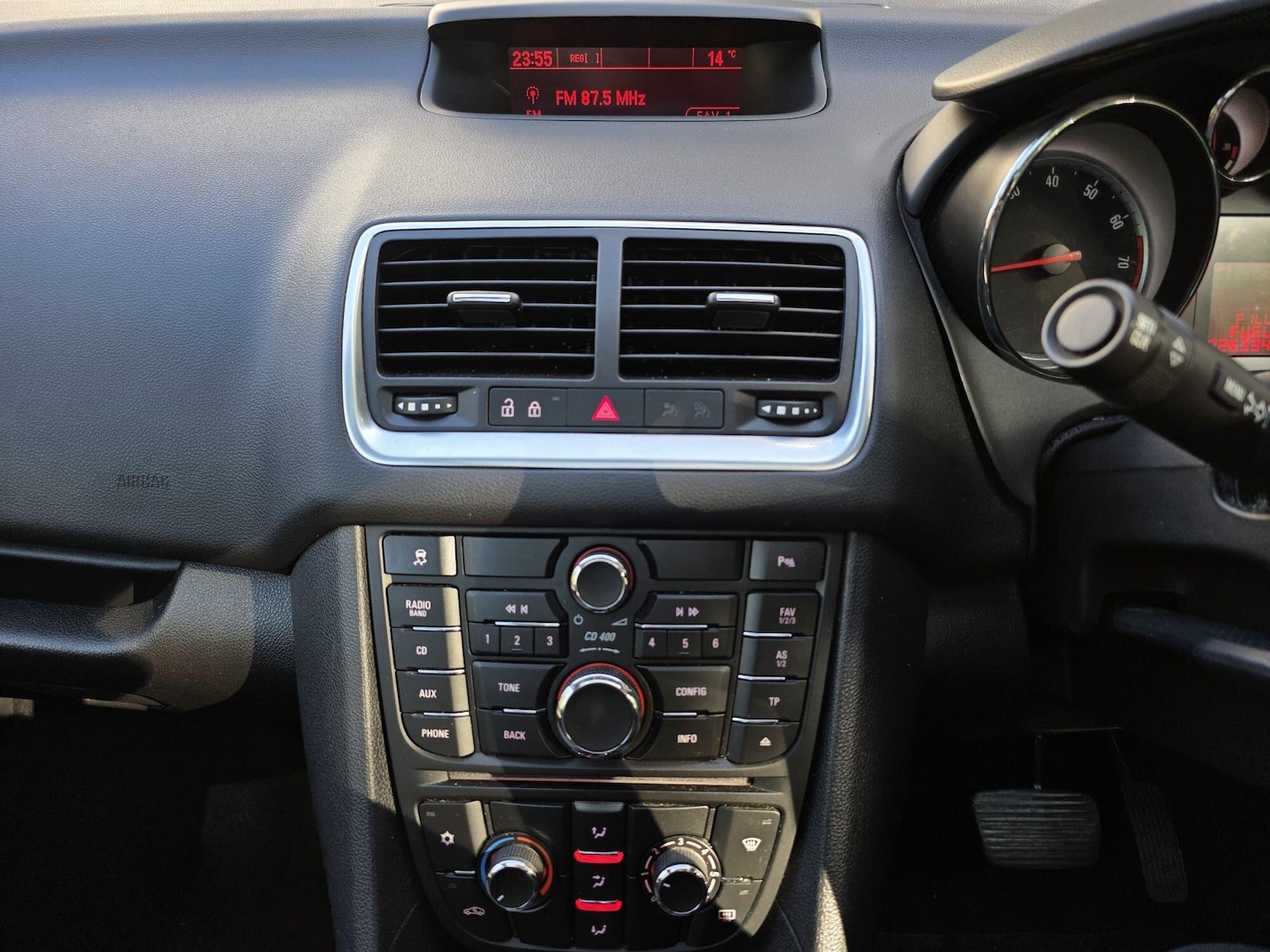 Used Vauxhall Meriva 2016 for sale - 76409395: Photo 15