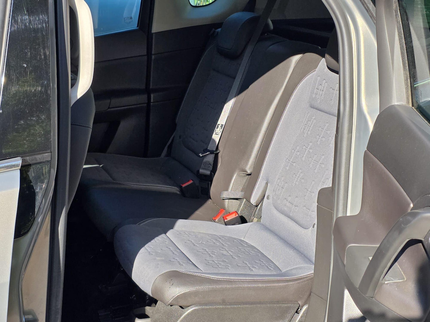 Used Vauxhall Meriva 2016 for sale - 76409395: Photo 8