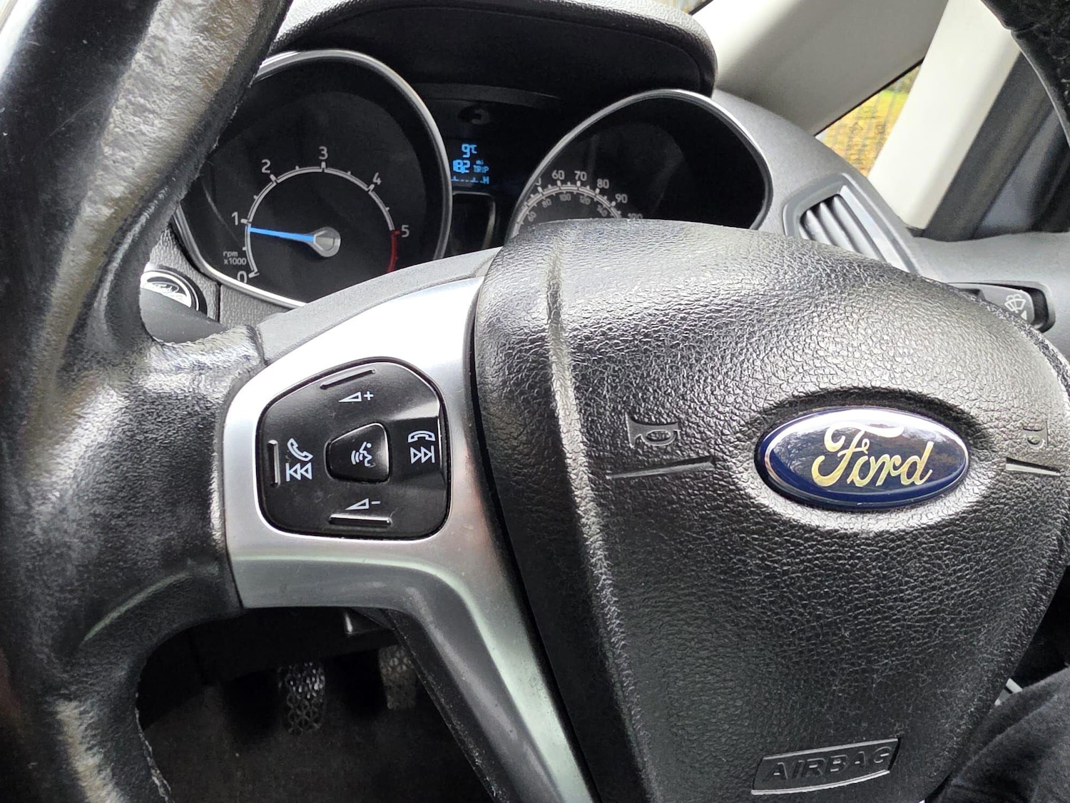 Used Ford Ecosport 2015 for sale - 76377832: Photo 19