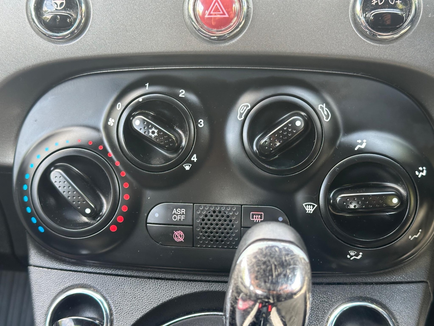 Used Fiat 500 2018 for sale - 77270648: Photo 30