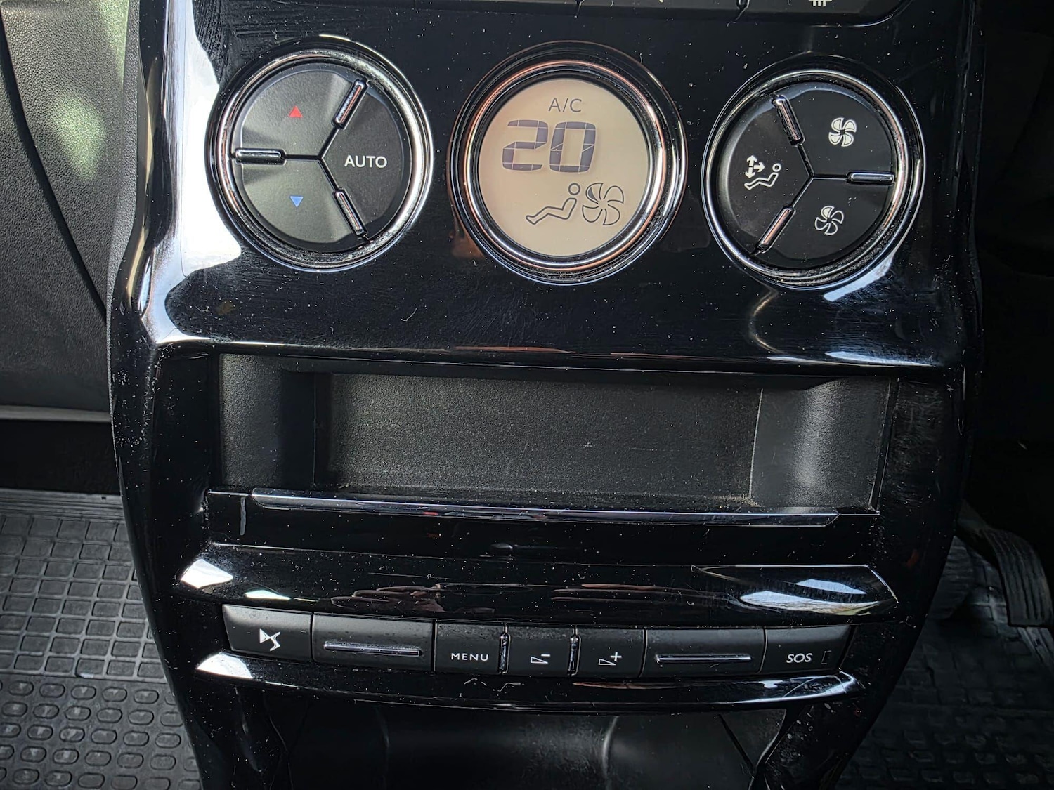 Used DS Automobiles DS 3 2019 for sale - 77270630: Photo 12