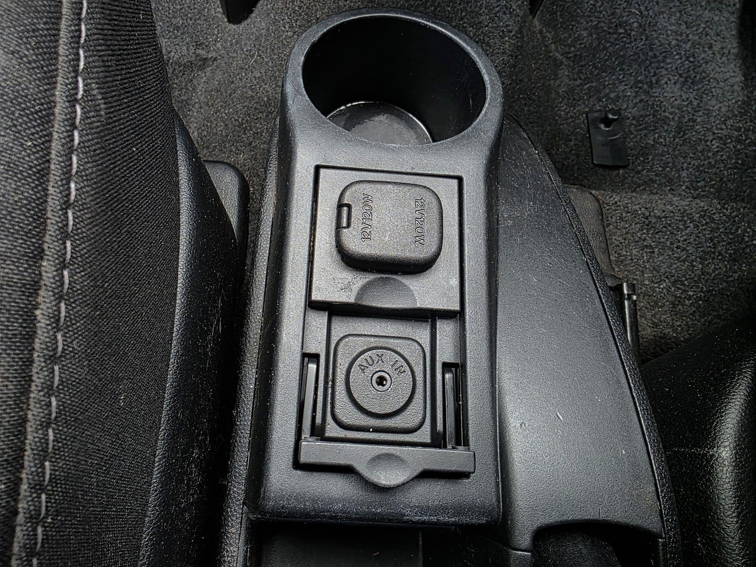 Used Mazda Mazda2 2010 for sale - 77270619: Photo 16