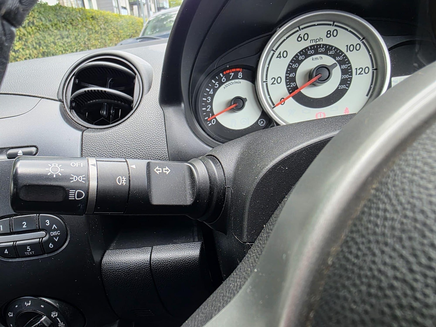 Used Mazda Mazda2 2010 for sale - 77270619: Photo 19