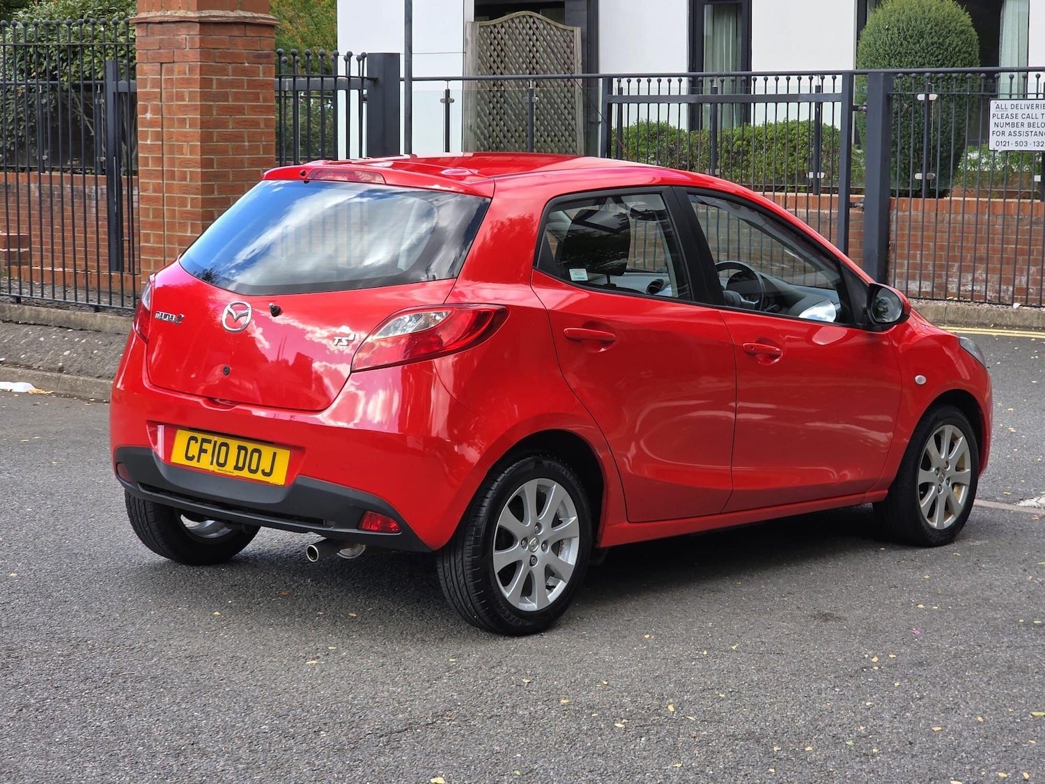 Used Mazda Mazda2 2010 for sale - 77270619: Photo 6